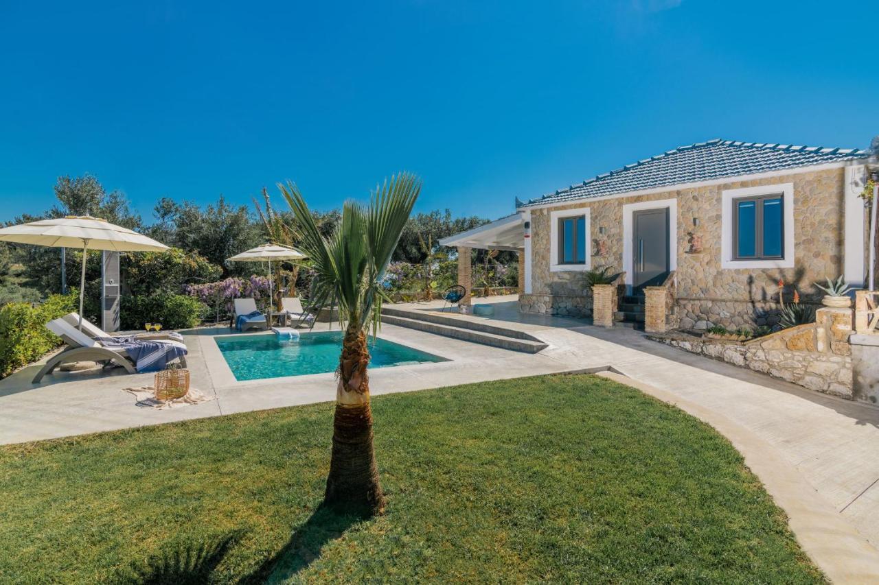 Binios Villa - Private Pool, Walking Distance From The Beach Vasilikos  Bagian luar foto