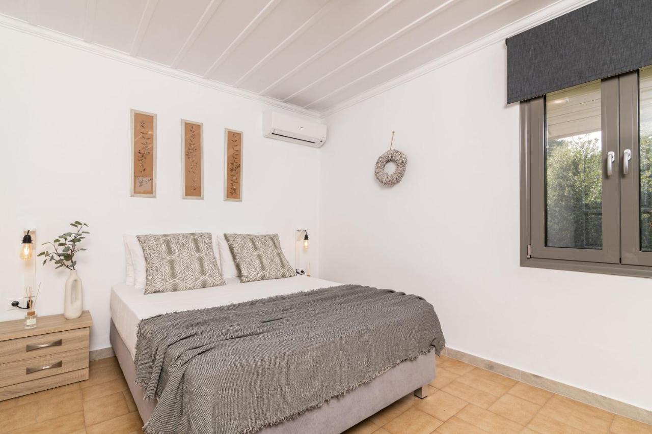 Binios Villa - Private Pool, Walking Distance From The Beach Vasilikos  Bagian luar foto