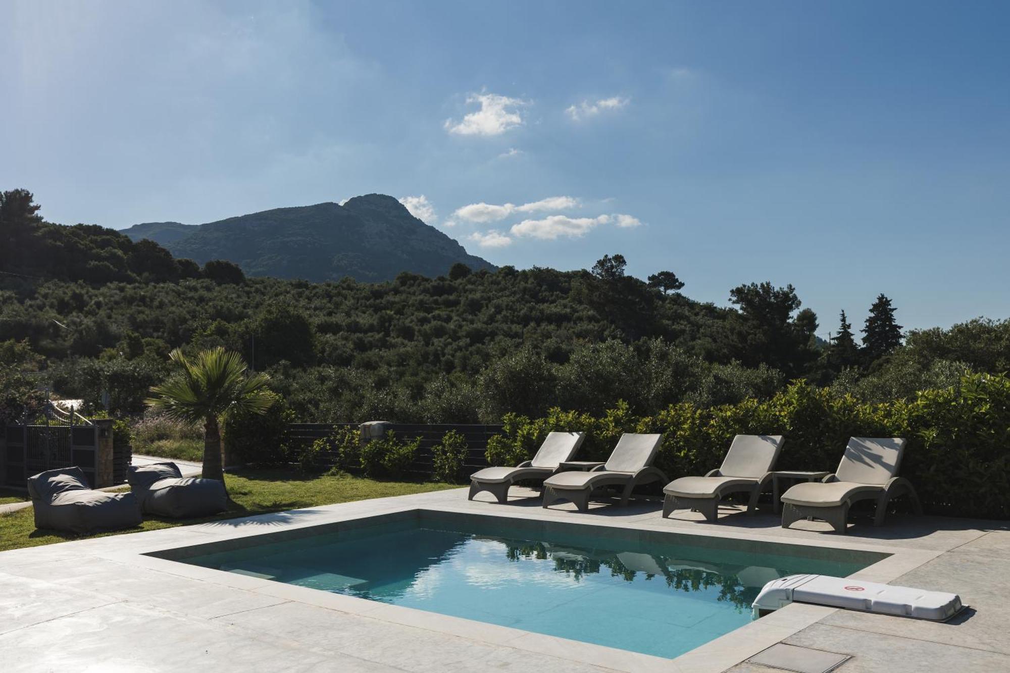 Binios Villa - Private Pool, Walking Distance From The Beach Vasilikos  Bagian luar foto