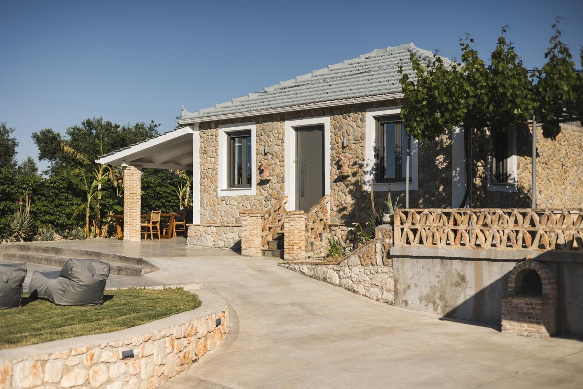 Binios Villa - Private Pool, Walking Distance From The Beach Vasilikos  Bagian luar foto